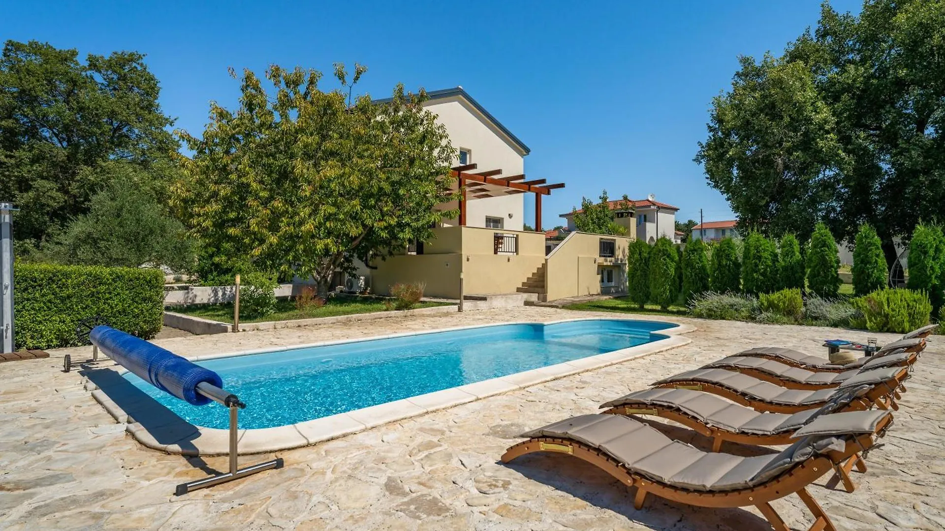 Holiday House With Heated Pool In A Rural Setting Villa Poljica